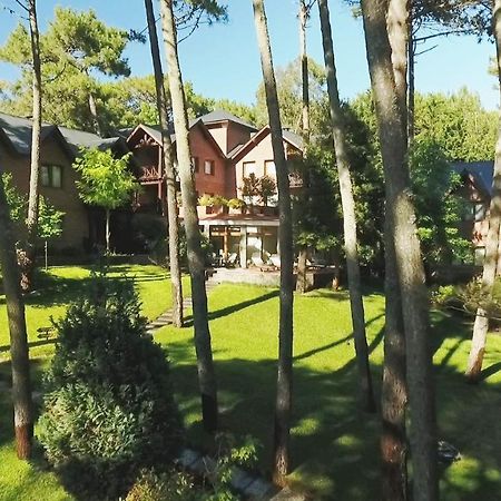 Refugio Del Bosque Villa Carilo Exterior photo
